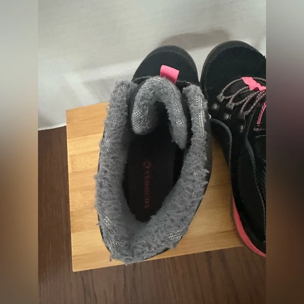 Merrell youth size
